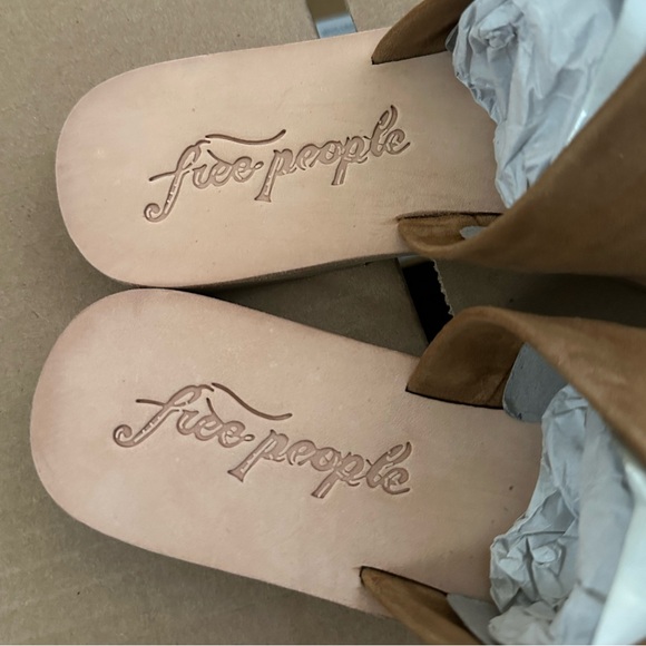 NWT Free People Rio Vista Suede Flats Slide Sandals - Picture 4 of 8